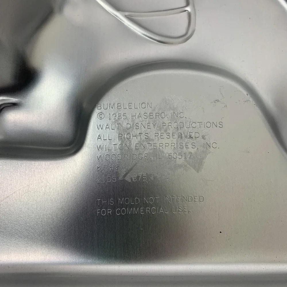 VINTAGE 1985 WILTON METAL CAKE PAN WUZZLES BUMBLELION BY HASBRO RARE DISNEY~6360